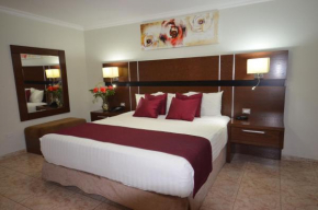 Отель Hotel Coral Suites  Панама
